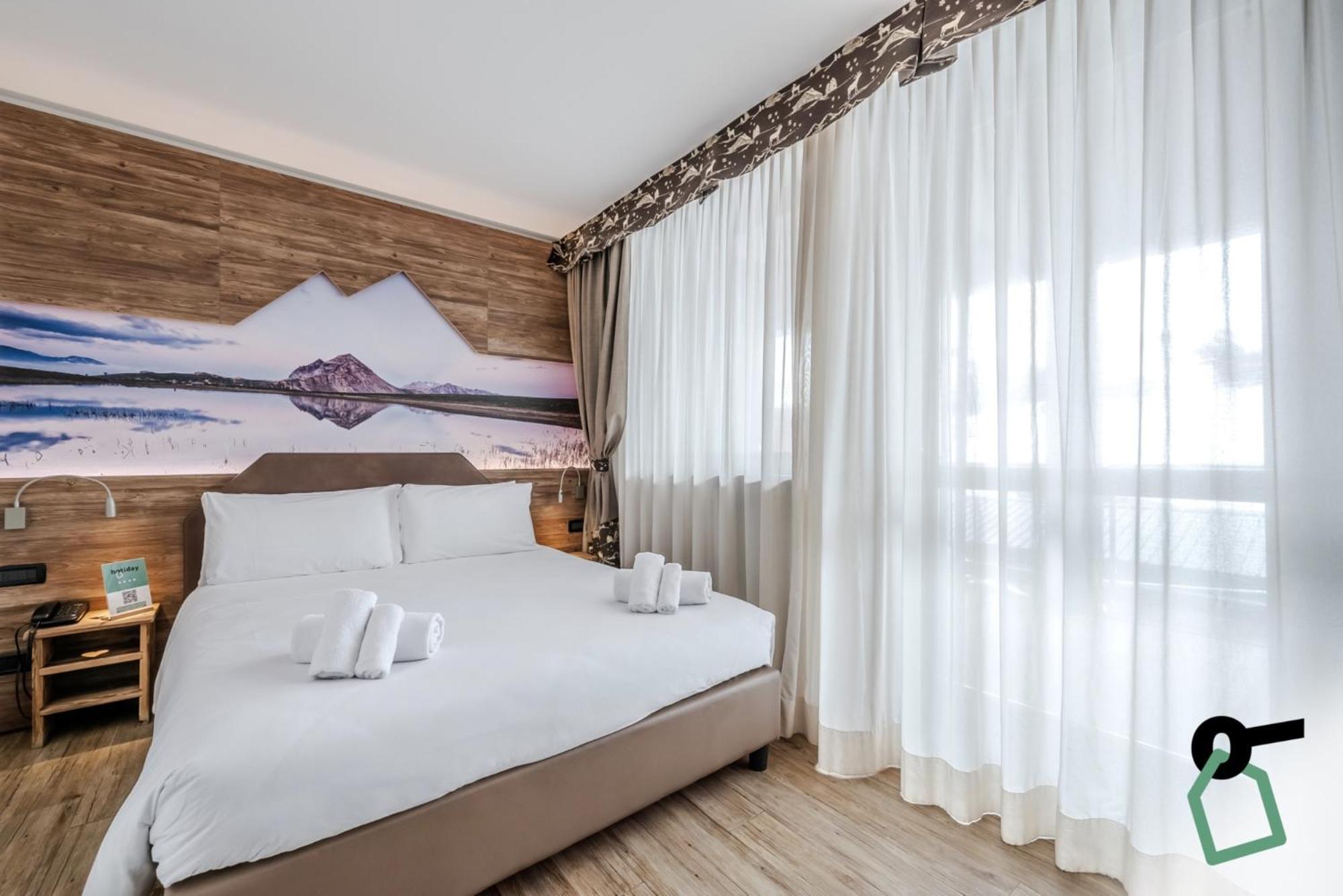Hotiday Chalet Sestriere Vialattea ภายนอก รูปภาพ