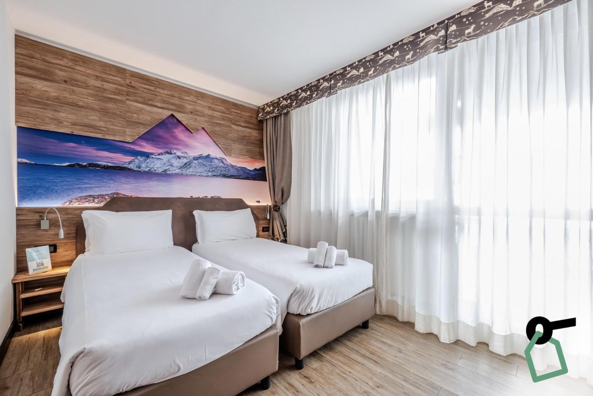 Hotiday Chalet Sestriere Vialattea ภายนอก รูปภาพ